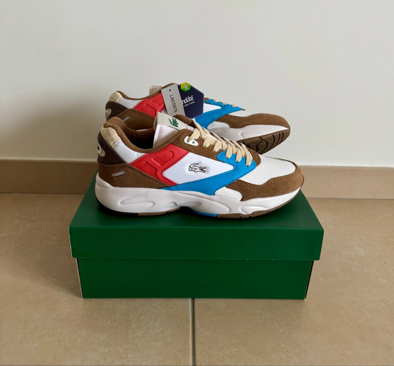 Chaussures Baskets Lacoste Storm 96 authentiques neufs pointure 42
